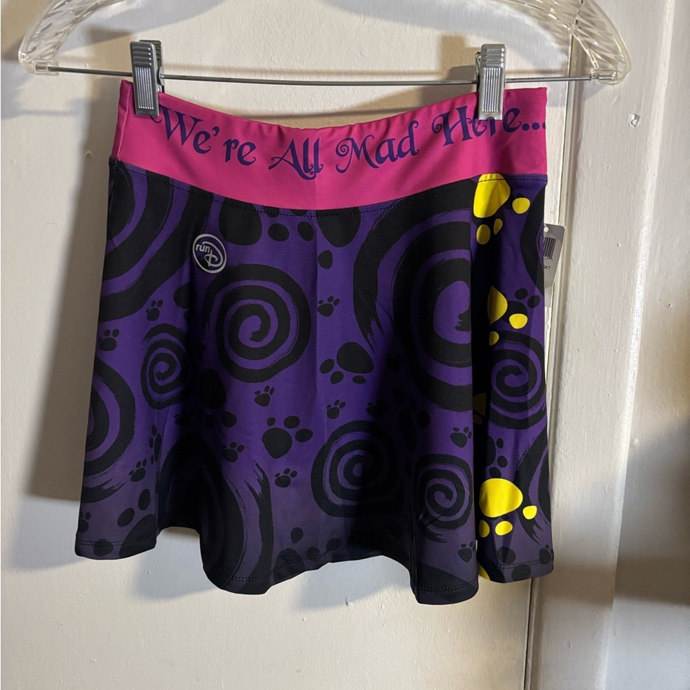 Disney Run Disney We’re All Mad Here Skater Skirt Small NWT
(886)